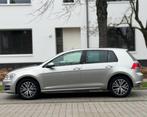 Belle VW Golf à vendre avec seulement 7000km !, 5 places, Carnet d'entretien, Beige, Tissu