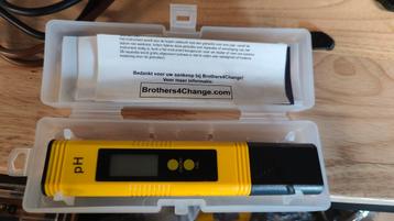 Digitale ph-meter voor zwembad of spa beschikbaar voor biedingen
