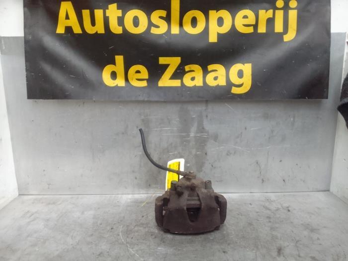 Etrier de frein (pince) avant droit d'un Opel Corsa, Autos : Pièces & Accessoires, Freins & Transmission, Opel, Utilisé, 3 mois de garantie