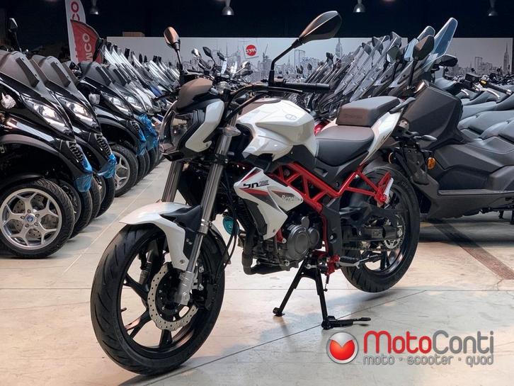 Benelli BN 125 [Fin.0%] [Promo], Motos, Motoren | Benelli, Entreprise, Scooter, jusqu'à 11 kW, 1 cylindre, Enlèvement