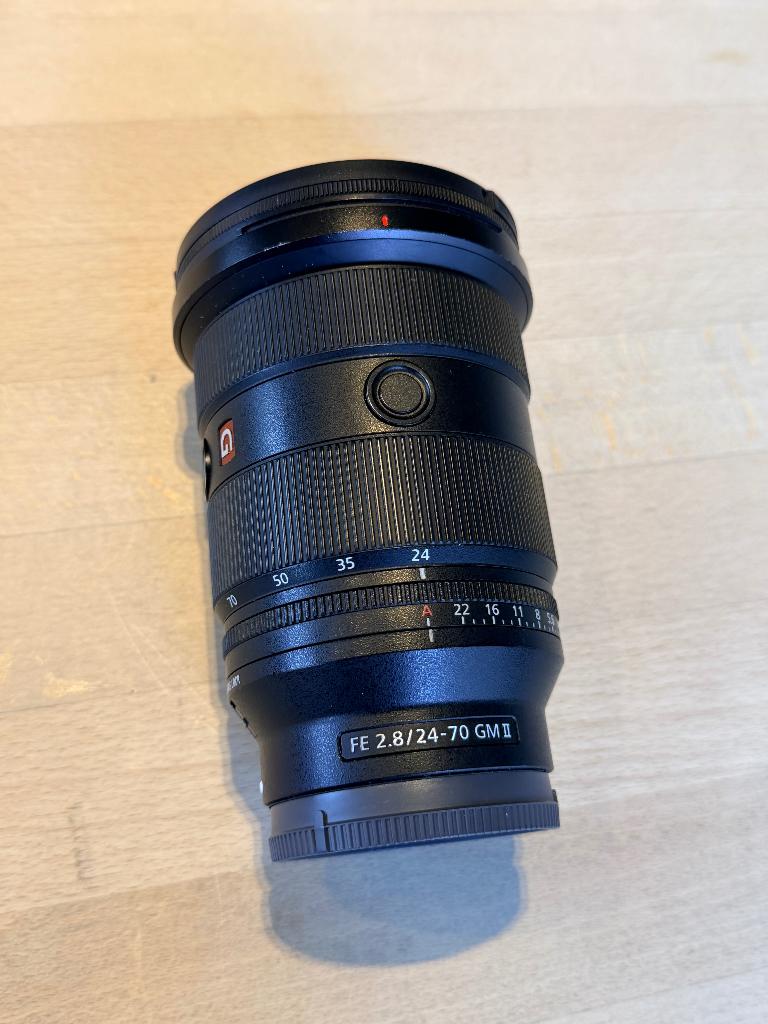 Sony FE 24-70mm f/2.8 GM II | incl. B+W UV MRC-Nano  filter, Ophalen, Zo goed als nieuw, Standaardlens, Zoom