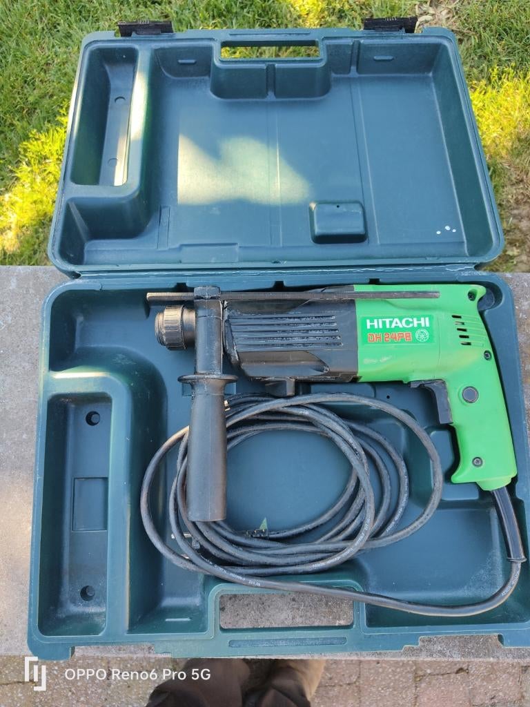 Twee professionele boormachines te koop: Hitachi & Bosch, Boormachine, 600 watt of meer, Ophalen of Verzenden, Zo goed als nieuw