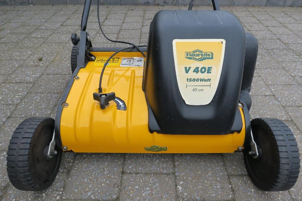 Verticuteermachine electrisch, Ophalen, Gebruikt, Elektrisch, Fleurelle