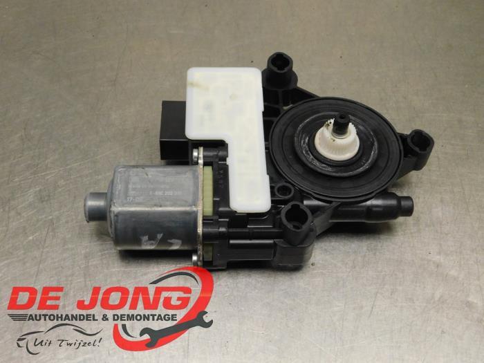 Raammotor Portier van een Skoda Superb, Gebruikt, -, -, Ophalen of Verzenden