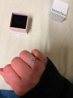 Pandora roze hart zilveren ring, Handtassen en Accessoires, Ringen, Nieuw, Ophalen of Verzenden, 17 tot 18, Dame