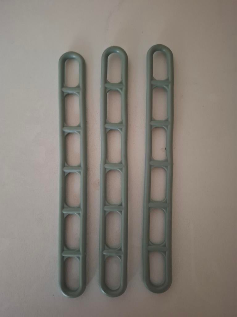 Nouvelles échelles pour fixer l'auvent, Enlèvement ou Envoi