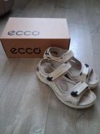 Wandel sandalen, Ophalen