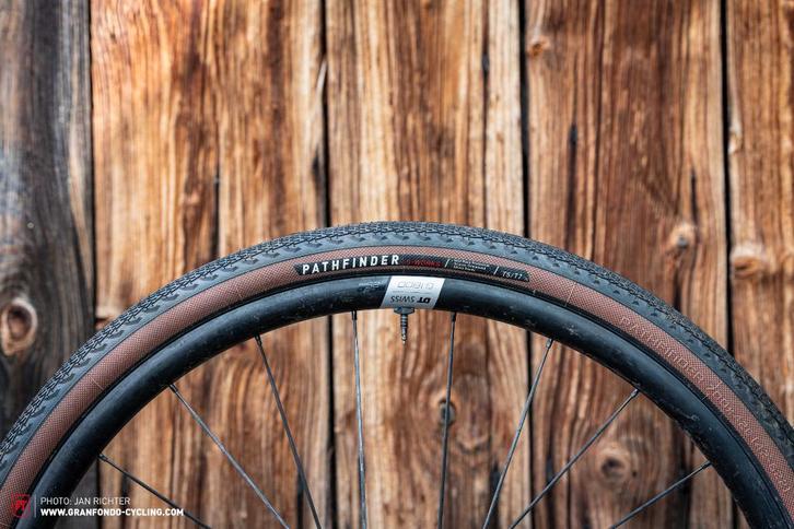 Specialized pathfinder pro 2bliss ready band, Fietsen en Brommers, Fietsonderdelen, Gebruikt, Band, Kunststof, Gravelbike, Mountainbike