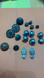 Ancien boutons, Enlèvement ou Envoi