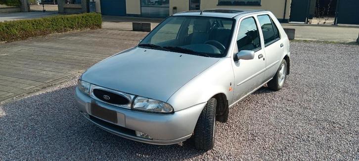 Ford Fiesta 1.3 benzine 1996, Autos, Ford, Particulier, Fiësta, Verrouillage central, Essence, Hatchback, 4 portes, Boîte manuelle