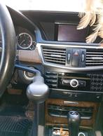 Probleem met de motor van de Mercedes-Benz E 220 CDI, Auto's, Automaat, 1998 cc, Achterwielaandrijving, Zwart