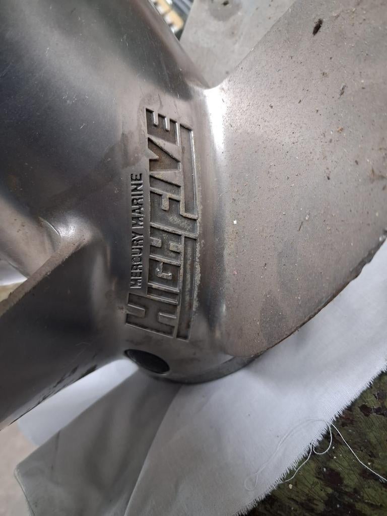 Schroef.     19p pits, Ophalen