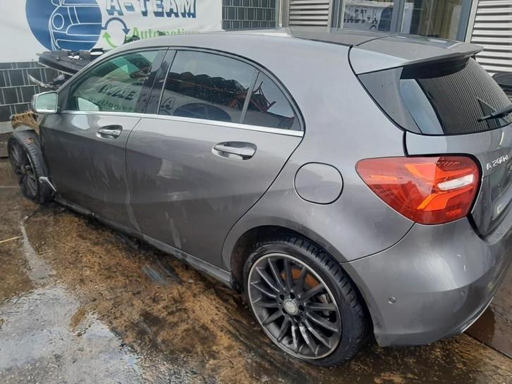 PORTIER LINKS ACHTER Mercedes-Benz A (W176) (A1767300105), Auto-onderdelen, Carrosserie, Deur, Mercedes-Benz, Achter, Links, Gebruikt