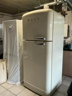 RÉFRIGÉRATEUR-CONGÉLATEUR SMEG, Enlèvement, Comme neuf