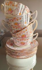 Antieke Engelse porseleinen kop-en-schotels voor vitrine, Ophalen of Verzenden