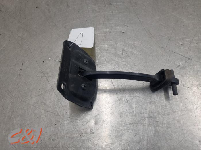 Butée 4portes arrière droite d'un Citroen Jumpy, -, 3 mois de garantie, Utilisé, -