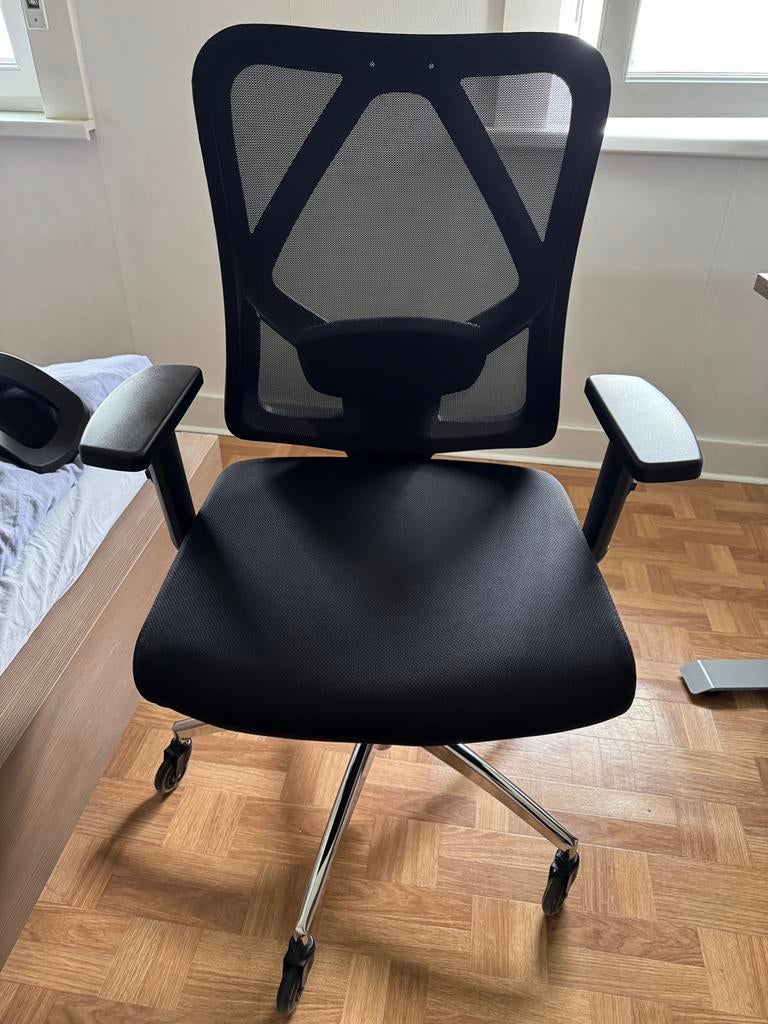 Ergonomische bureaustoel, Ophalen, Zwart, Zo goed als nieuw, Bureaustoel