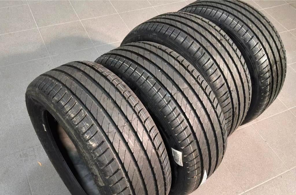 Nouveaux pneus été 215/55-16 Kleber Dynaxer HP4, Autos : Pièces & Accessoires, Pneus & Jantes, Neuf, 215 mm, 16 pouces, Pneus été