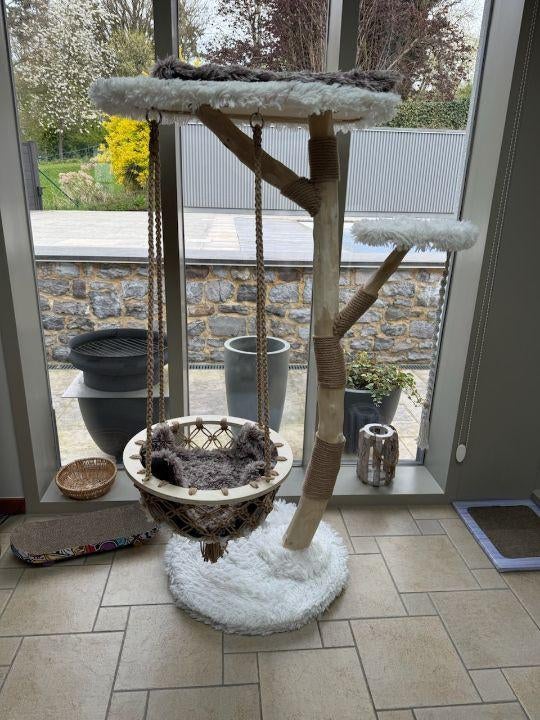 Arbre à chats, Ophalen