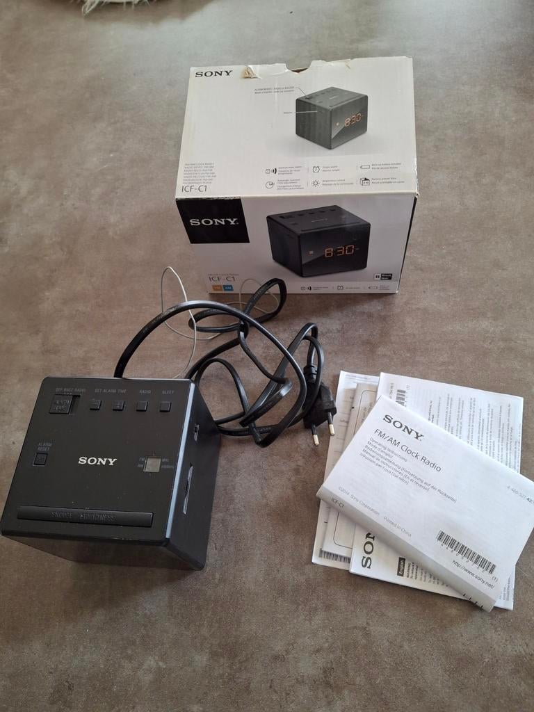 Click Radio SONY ICF-C1, Elektronische apparatuur, Ophalen