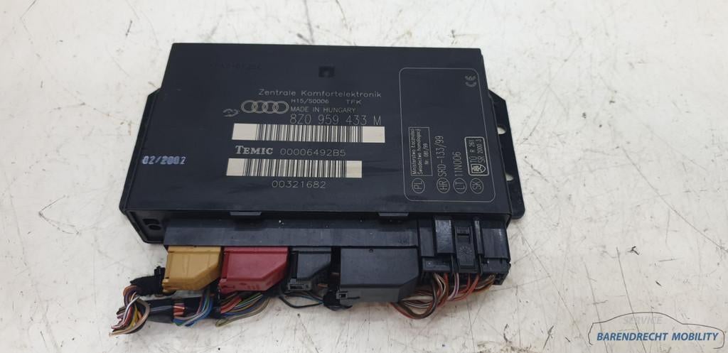 Body controll module Audi A2 8Z0959433M ZKE centrale regelee, Gebruikt, AUDI AG, Auto-Union-Strasse 1
85045  Ingolstadt, DE, Audi