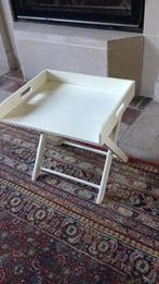 Bijzettafeltje met afneembaar blad, Ophalen