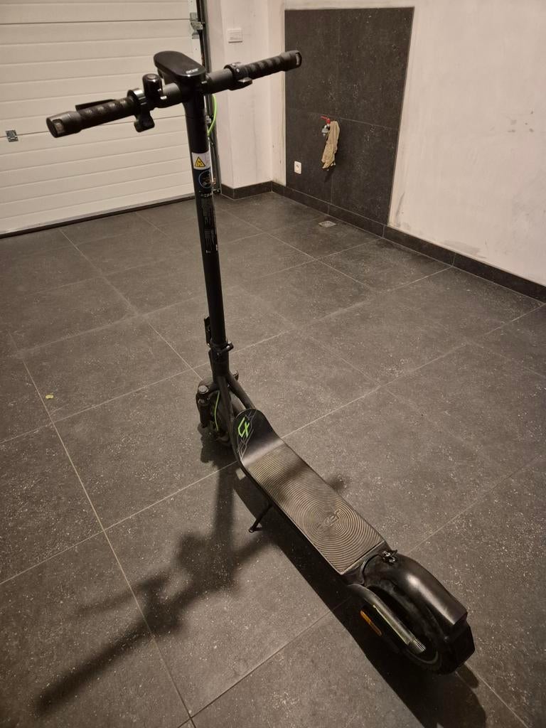 trotinette, Vélos & Vélomoteurs, Enlèvement, Comme neuf, Step électrique (E-scooter), Acer