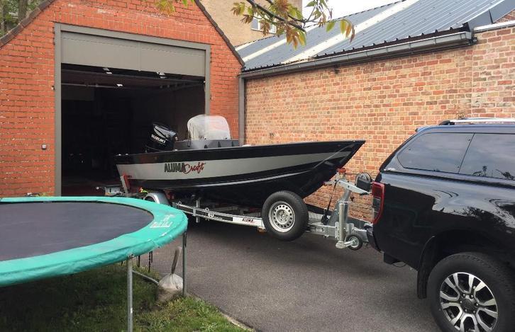 Boot / Caravan stalling, Caravanes & Camping, Caravanes stationnements