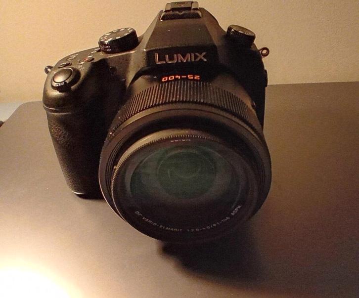 PANASONIC LUMIX FZ1000 COMPACTCAMERA MET 3 BATTERIJEN, Audio, Tv en Foto, Fotocamera's Digitaal, Zo goed als nieuw, Compact, 8 keer of meer