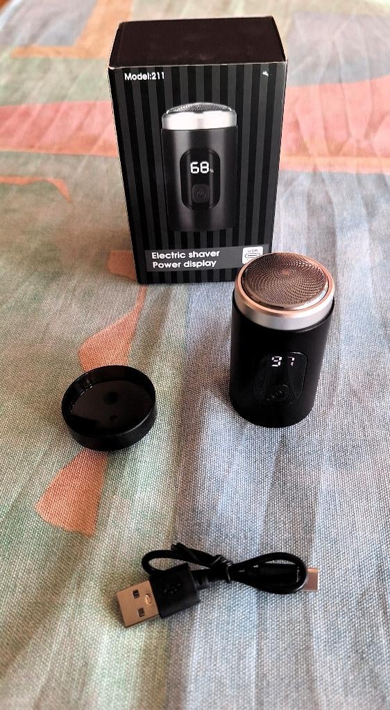 Nieuw oplaadbaar scheerapparaat, Ophalen, Nieuw, Scheren en Epileren