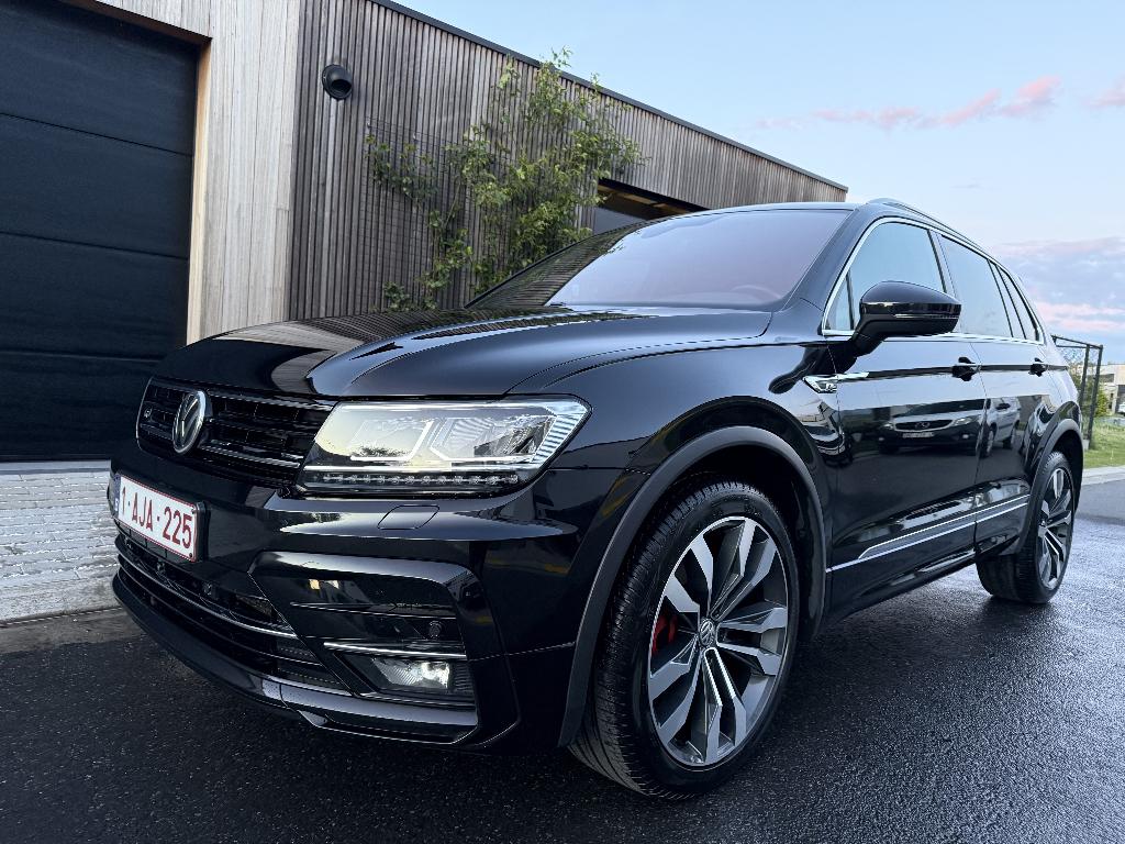 Volkswagen Tiguan full R-Line 2.0 TDi 240 pk, Automaat, 4 deurs, 176 kW, Zwart