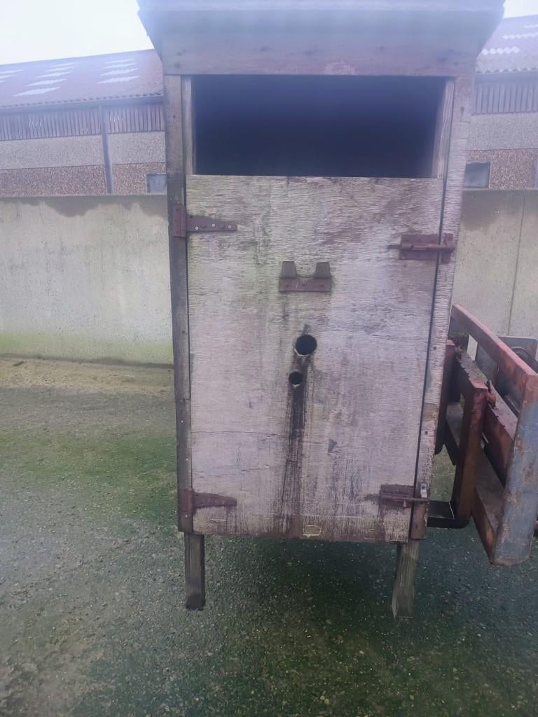 kalverhutje, Dieren en Toebehoren, Ophalen, Gebruikt