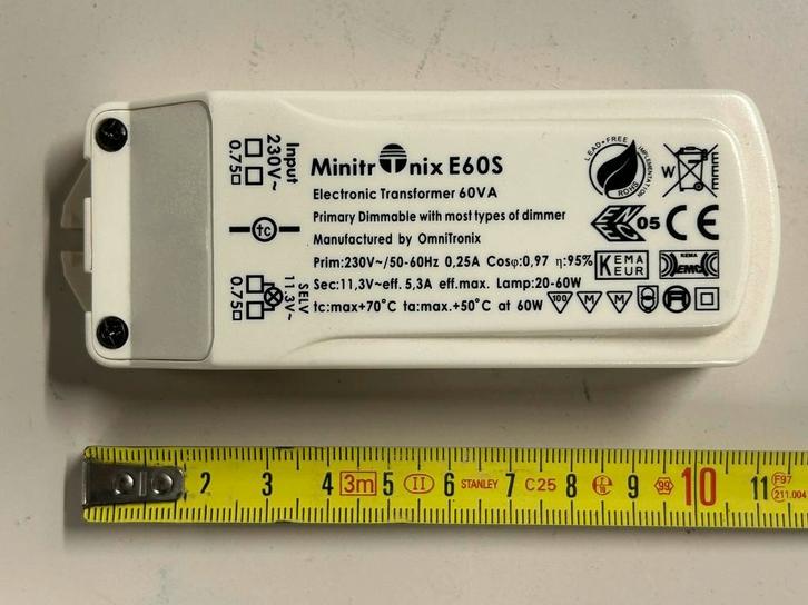Transformateur électronique 230V - 12V - Minitronix E60S, Bricolage & Construction, Électricité & Câbles, Comme neuf, Enlèvement ou Envoi