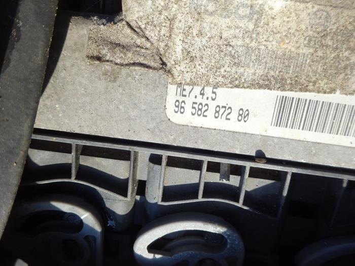 Ordinateur gestion moteur d'un Peugeot 206, Autos : Pièces & Accessoires, Électronique & Câbles, Peugeot, Utilisé, 3 mois de garantie