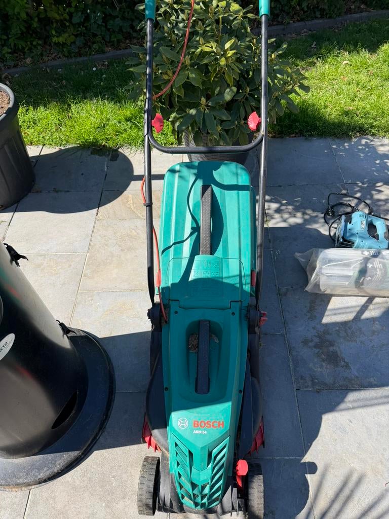 Bosh grasmaaier topstaat, Tuin en Terras, Ophalen, Zo goed als nieuw