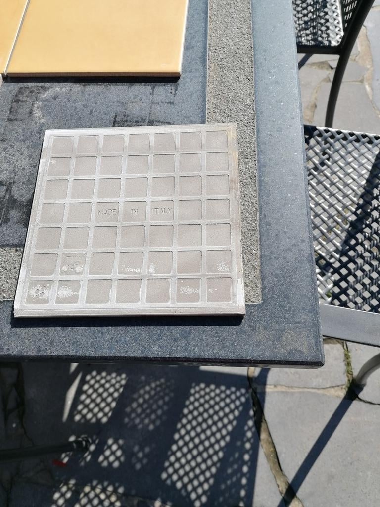 Nouveaux carreaux jaunes 20x20 cm, Bricolage & Construction, Dalles & Carrelages, Enlèvement