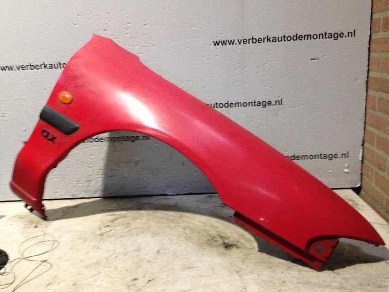 AILE AVANT DROITE Ford Mondeo I Wagon (01-1993/09-1996), Utilisé, Droite, Ford, Garde-boue