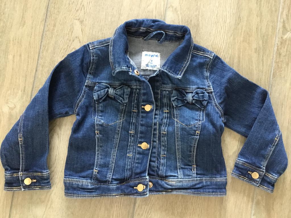 Jeansjas Mayoral maat 104, Kinderen en Baby's, Kinderkleding | Maat 104, Ophalen, Zo goed als nieuw