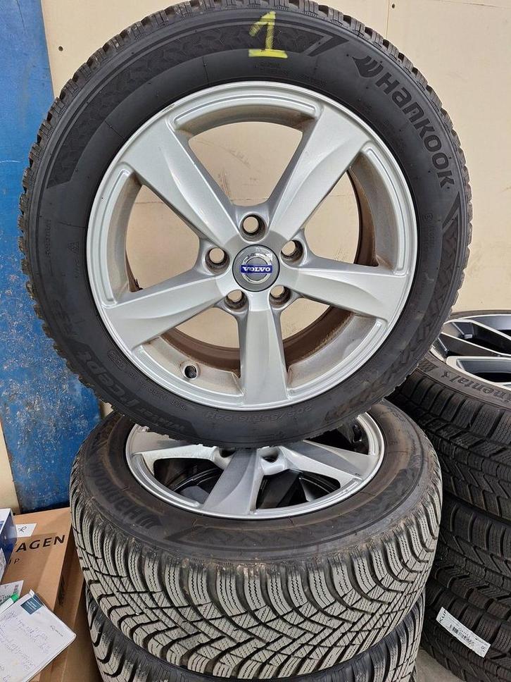 Volvo V40 Winterset 16 Inch Origineel, Auto-onderdelen, Banden en Velgen, Banden en Velgen, Winterbanden, 16 inch, 205 mm, Personenwagen