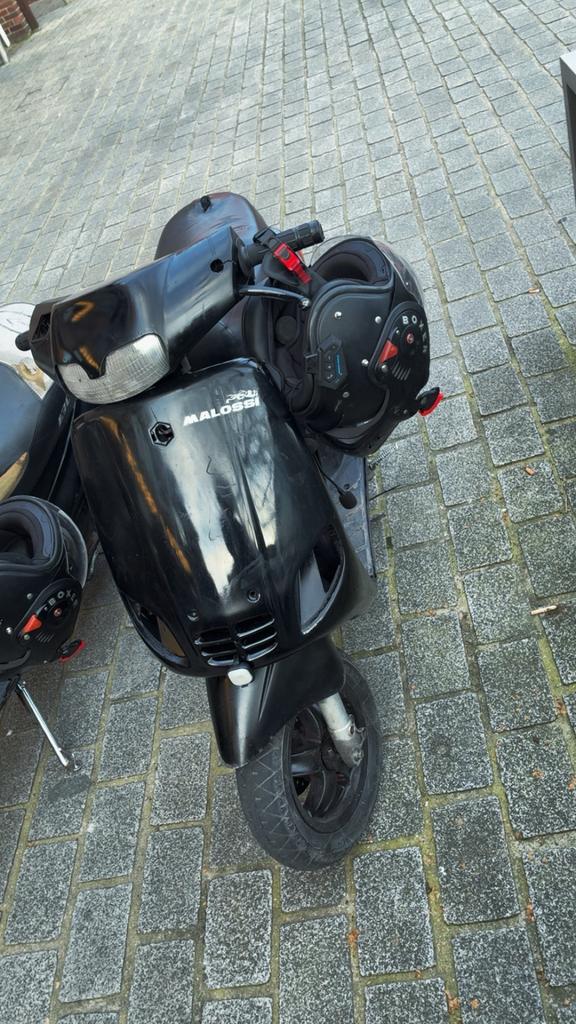 Piaggio zip type 3, Fietsen en Brommers, Scooters | Piaggio, Zo goed als nieuw, Zip, Ophalen of Verzenden