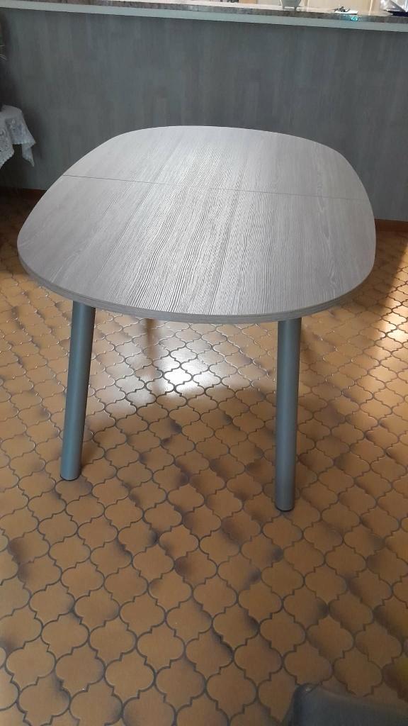Table + 6 chaises, Maison & Meubles, Tables | Tables à manger, Comme neuf, 50 à 100 cm, 150 à 200 cm, Cinq personnes ou plus, Ovale