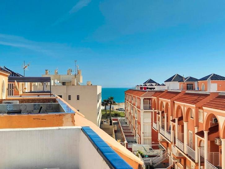Penthouse avec terrasse privée sur le toit à La Mata, Immo, Étranger, Espagne, Maison d'habitation, Village