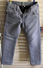 Grijze jeansbroek maat 134, Kinderen en Baby's, Kinderkleding | Maat 134, Ophalen of Verzenden, C&A, Jongen, Broek