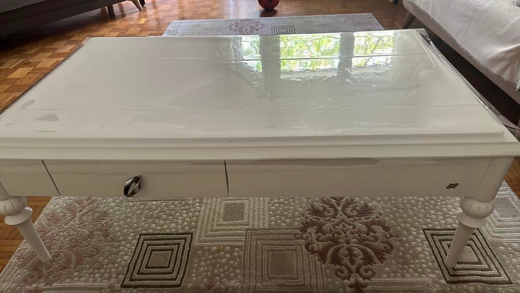 Table de salon, Enlèvement, Utilisé