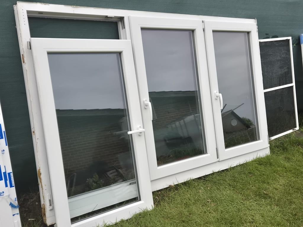 PVC raam - wit, Doe-het-zelf en Bouw, Ophalen, Gevelraam of Ruit, Gebruikt, 120 tot 160 cm