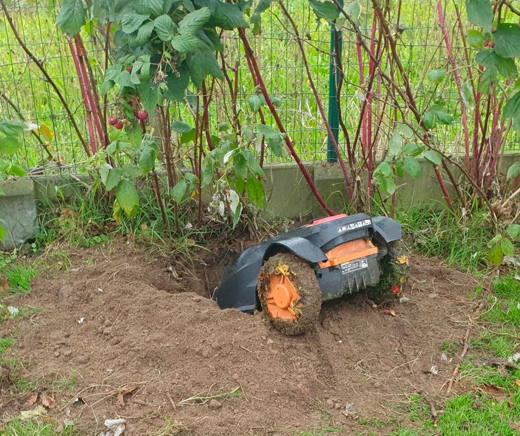 Robotmaaier te koop of ruilen voor grasmachine, Tuin en Terras, Grasmaaiers, Ophalen