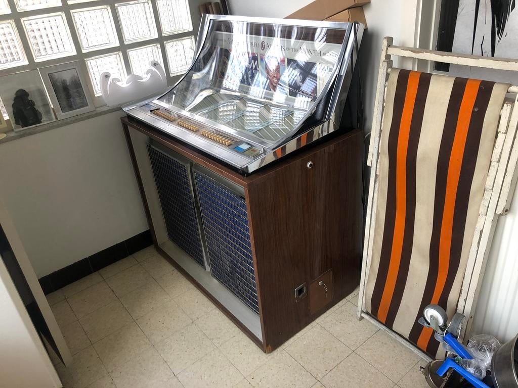 Seeburg LPC1 (1962-63) - 33 & 45 rpm, Verzamelen, Automaten | Jukeboxen, Gebruikt, Seeburg, 1960 tot 1970, Met singles, Ophalen