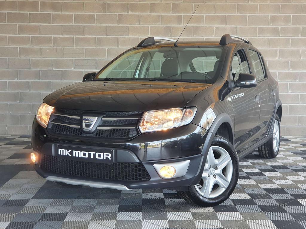 Dacia Sandero ESSENCE 90CV STEPWAY - GPS - CAPTEURS - CR, Auto's, Dacia, Bedrijf, Te koop, Sandero Stepway, ABS, Airconditioning
