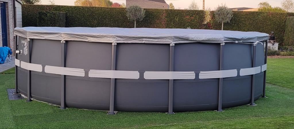 Intex Ultra XTR Frame zwembad dia 5,49m x 1,32m + warmtepomp, Rond, 300 cm of meer, Zo goed als nieuw, Ophalen