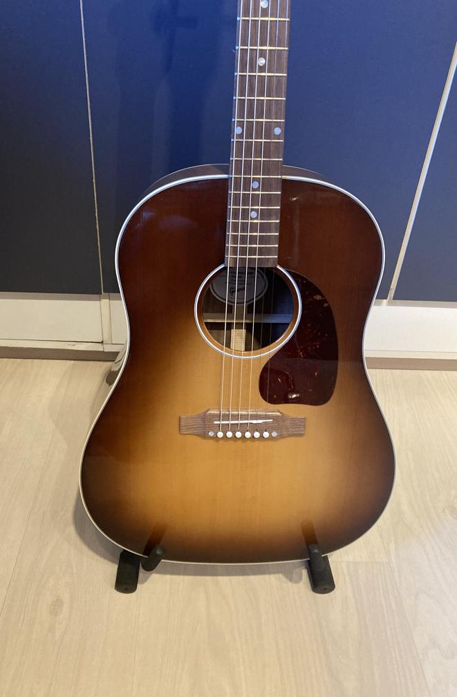 Gibson J-45 Studio (2025), Musique & Instruments, Enlèvement, Comme neuf, Guitare Western ou Guitare Folk, Avec valise